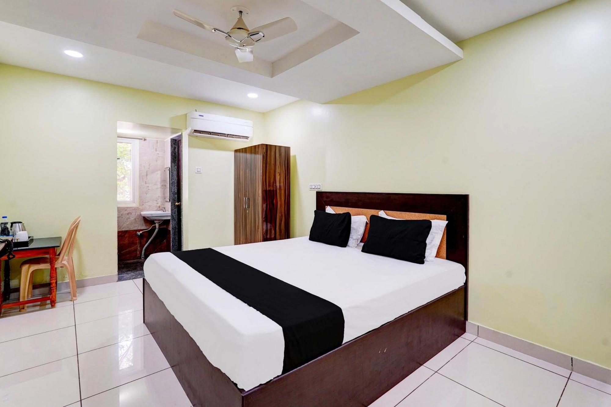 Super Hotel O Perungalathur Near Bus Stand Ченнаи Экстерьер фото